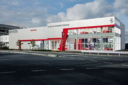 Nicole Competizione プレオウンドショールーム 外観写真