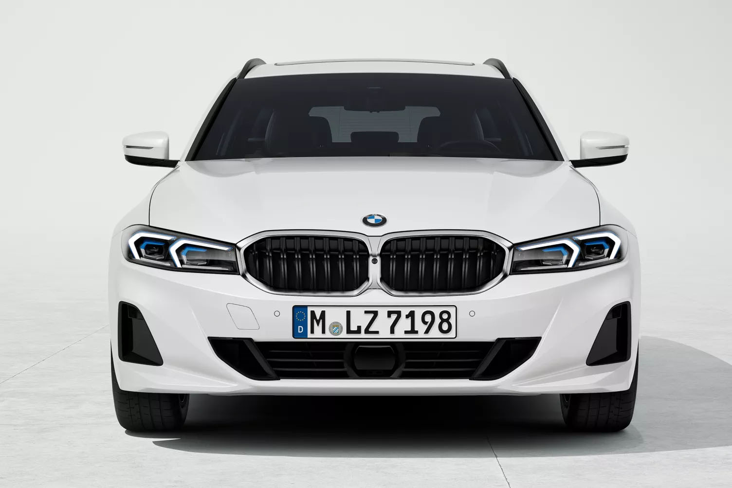 BMW 3シリーズ ツーリング フロントデザイン