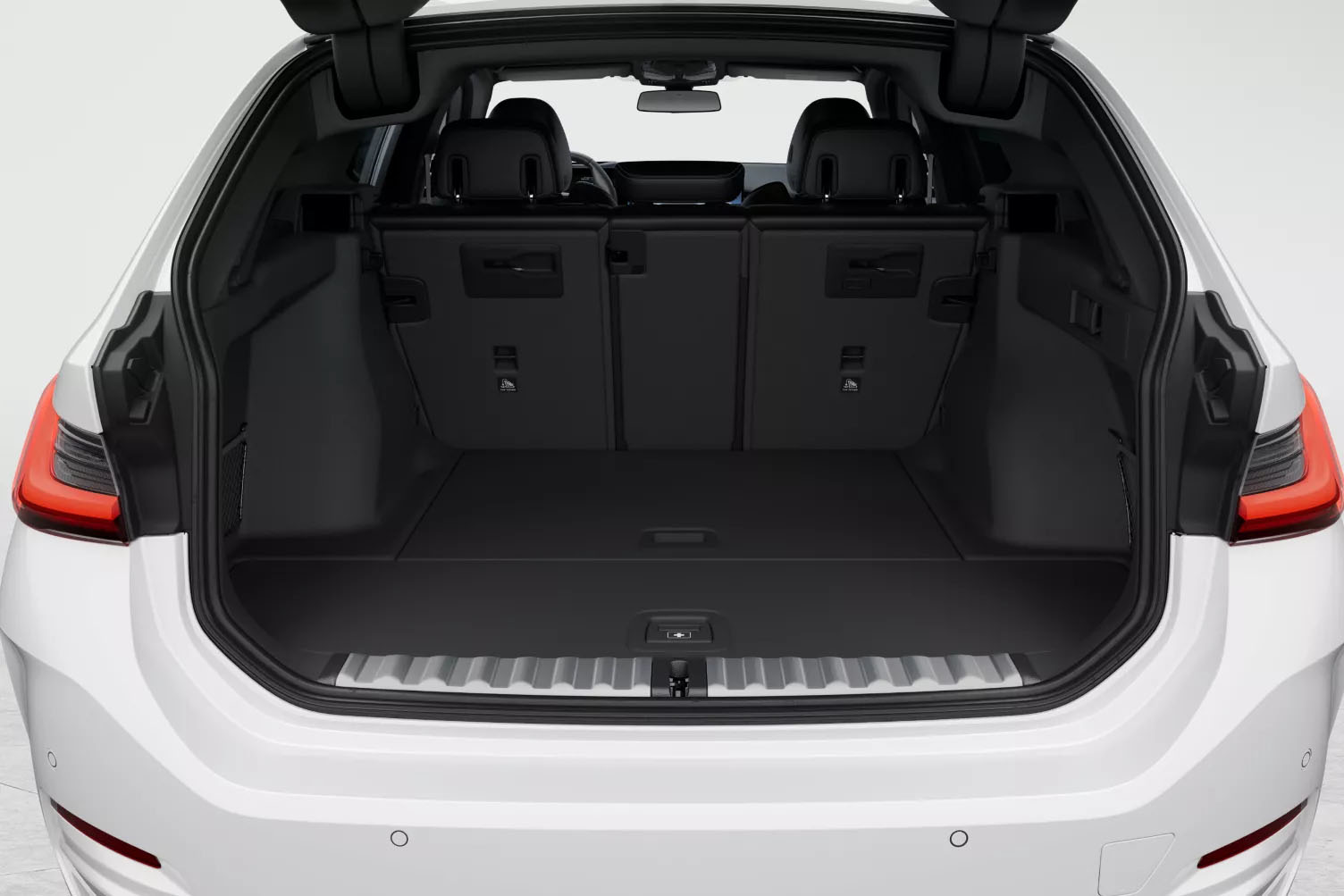 BMW 3シリーズ ツーリング ラゲッジスペース