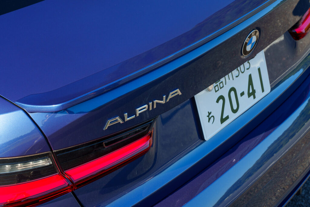 BMW ALPINA D3 S　リヤスポイラーとALPINAバッヂ