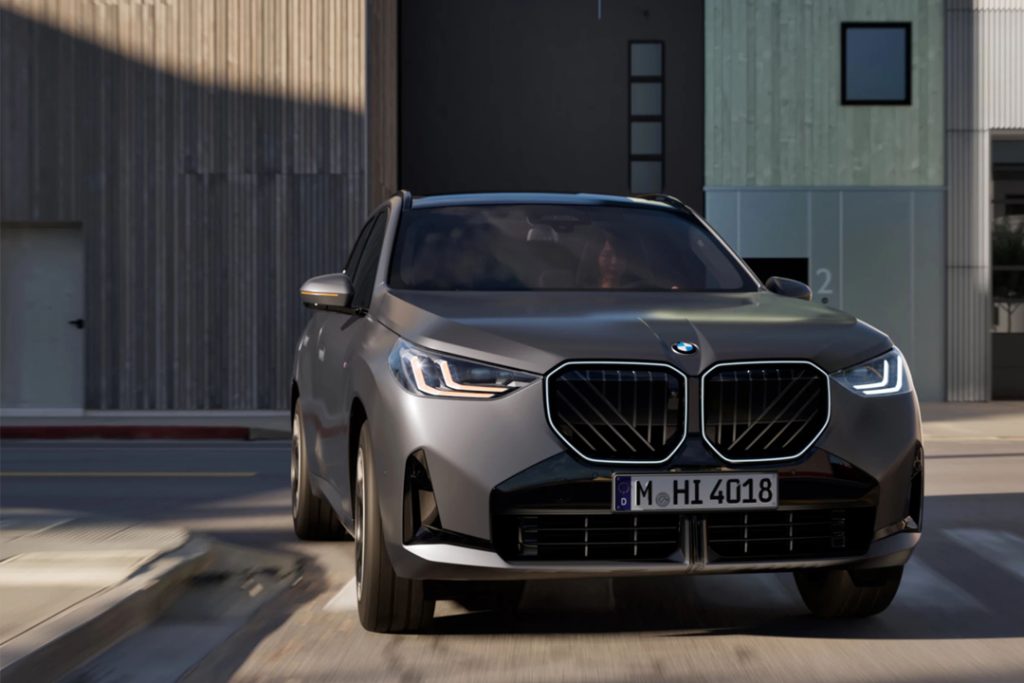BMW X3 フロントビュー