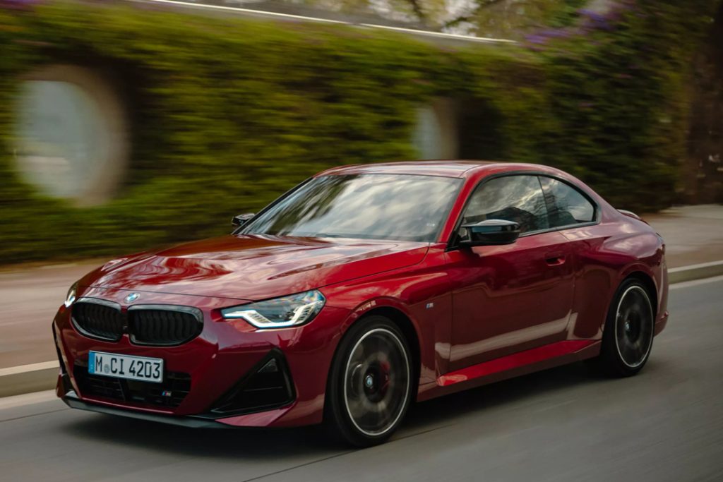 BMW 2シリーズ クーペ 走行シーン フロント