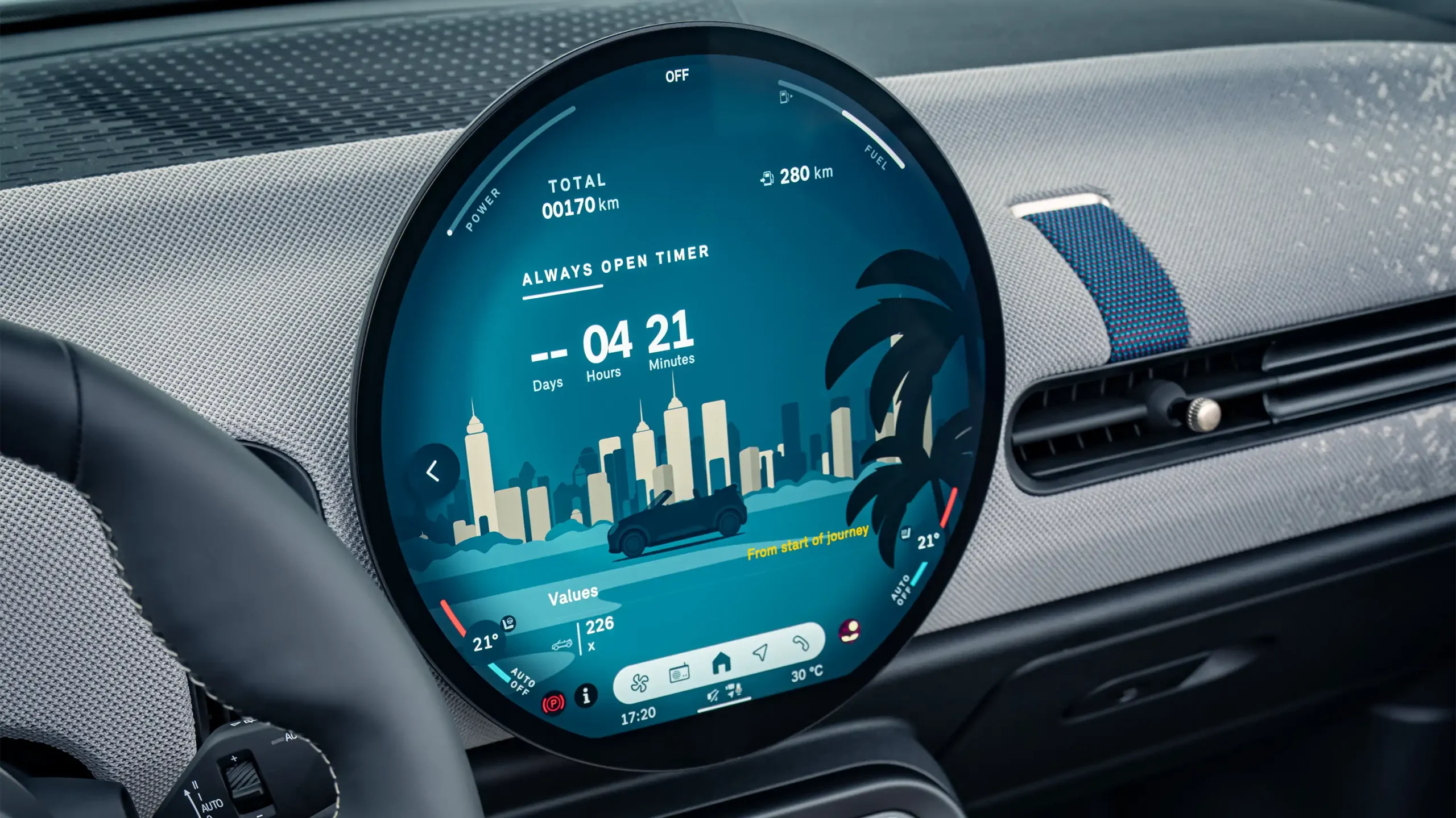The New MINI Cooper Convertibleは、ドライバーを含め最大4名まで快適に乗車できます。前席2名と、後部ベンチシートに2名が座れるコンパクトな設計で、オープン・トップの開放感をグループ一緒に愉しみたい方にぴったりの1台です。