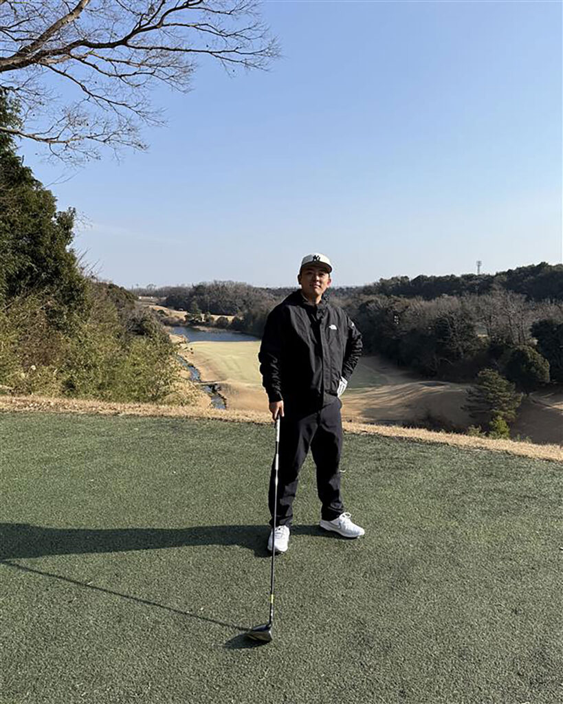 休日はゴルフ